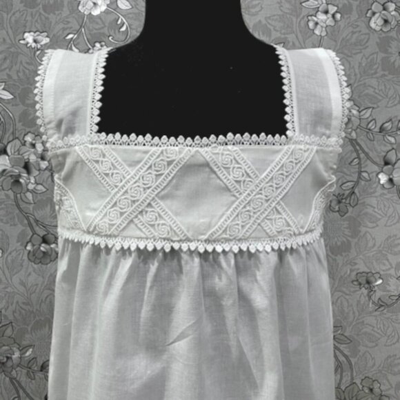 SoieRose Girls Victorian 100% Cotton Nightgown | Youth White Lace heirloom Dress - Picture 3 of 6